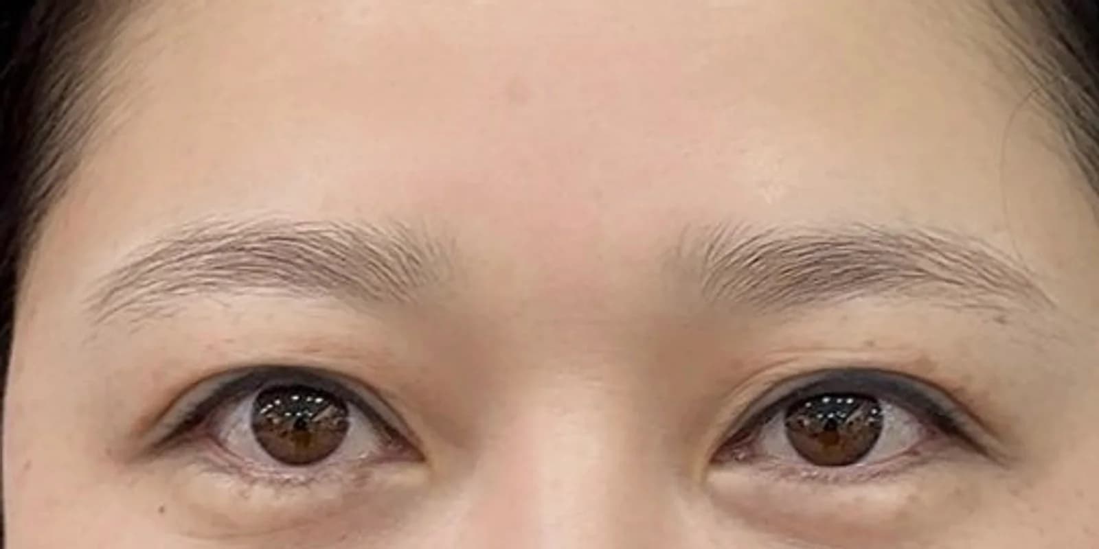 헤어스트록 눈썹 시술 전후 (전)